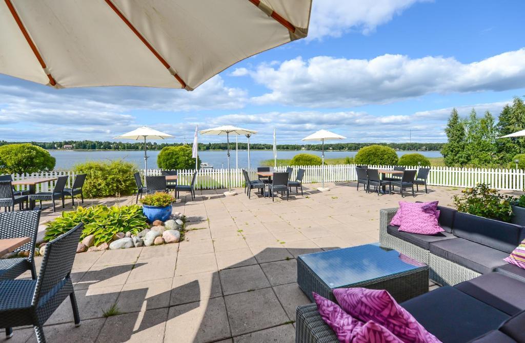 Hotel Sea Front Raseborg Extérieur photo