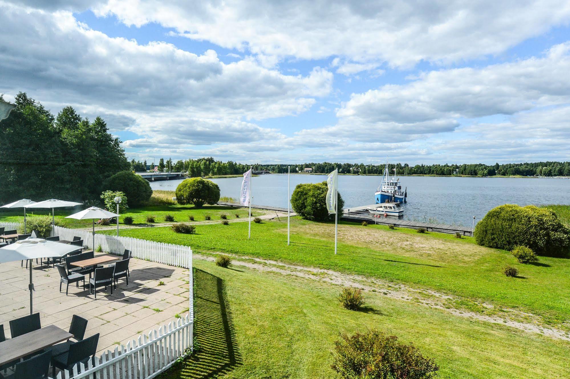 Hotel Sea Front Raseborg Extérieur photo